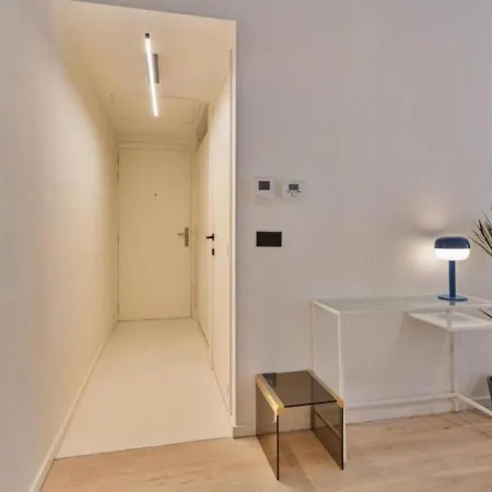 1br By Station شقة